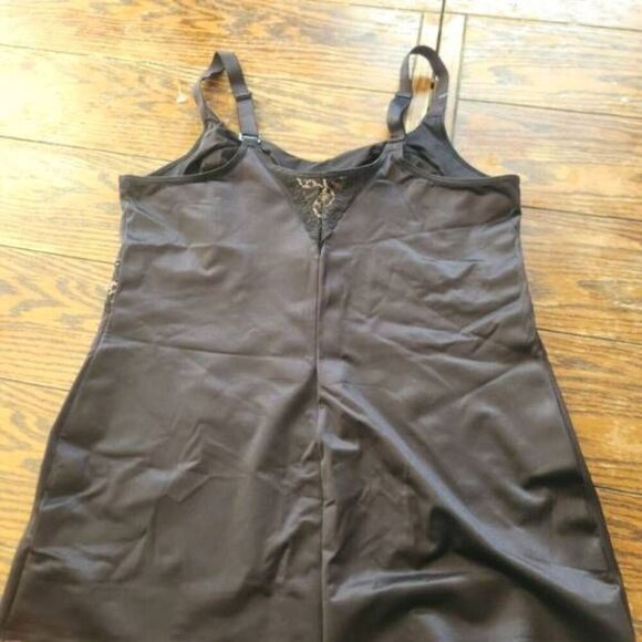 Ruby Ribbon Cami Shapewear *Level 4 Sz 44 Black Lace Full Support Style 3024 - Picture 5 of 5